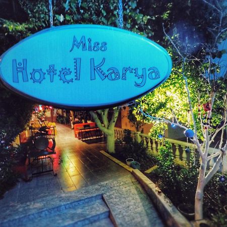 Miss Hotel Karya Oren  Eksteriør bilde